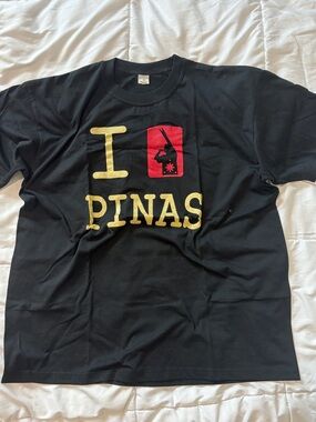 NWOT Mens I heart Pinas Philippines Black Graphic Tee